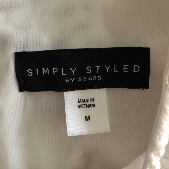 White Lace Sleeveless Dress - Picture 4 of 4